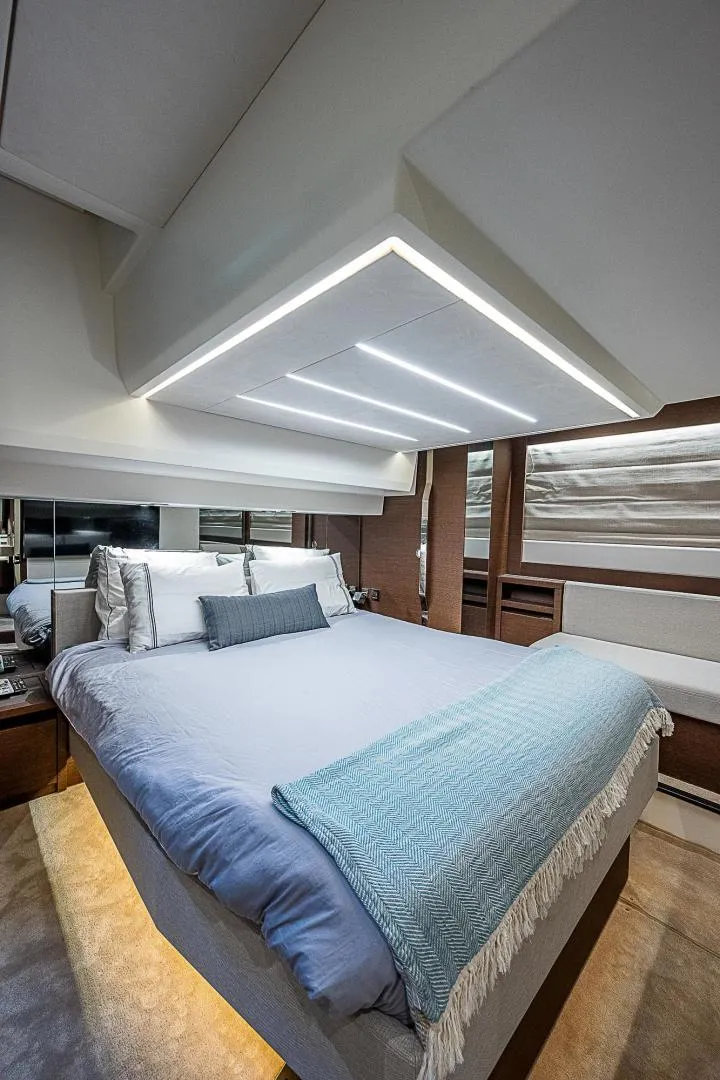 Slide: The Image of Prestige 520 Fly 2022 - 26