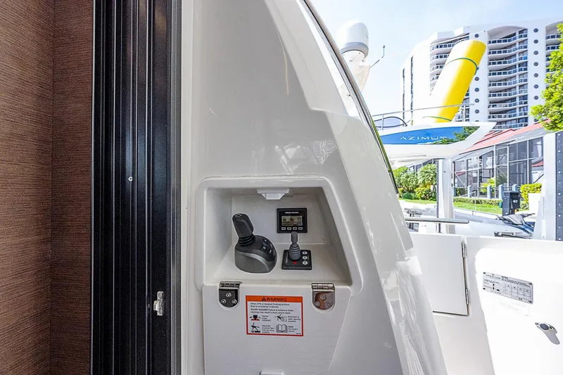 Slide: The Image of Prestige 520 Fly 2022 - 7