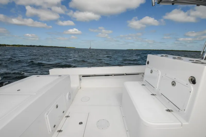 Slide: The Image of Ocean Master 336 Center Console 2019 - 16