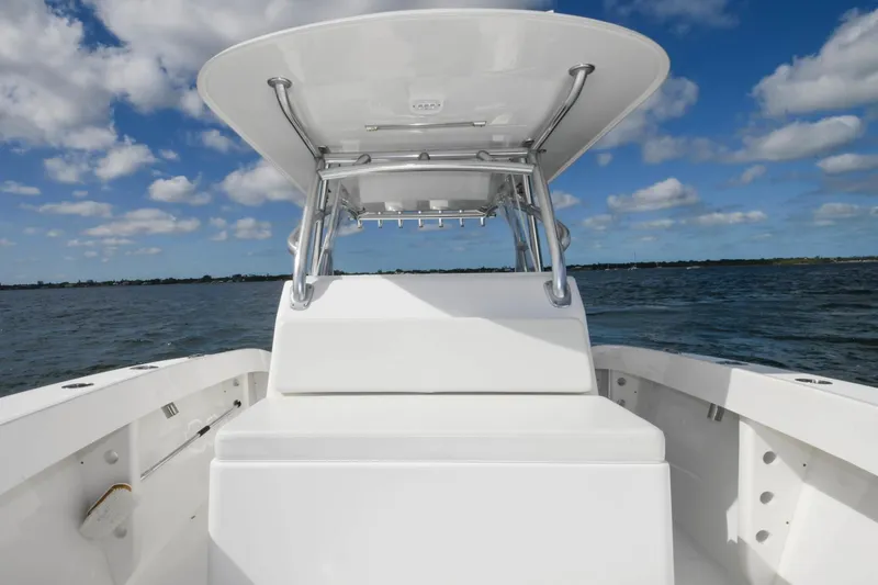 Slide: The Image of Ocean Master 336 Center Console 2019 - 7