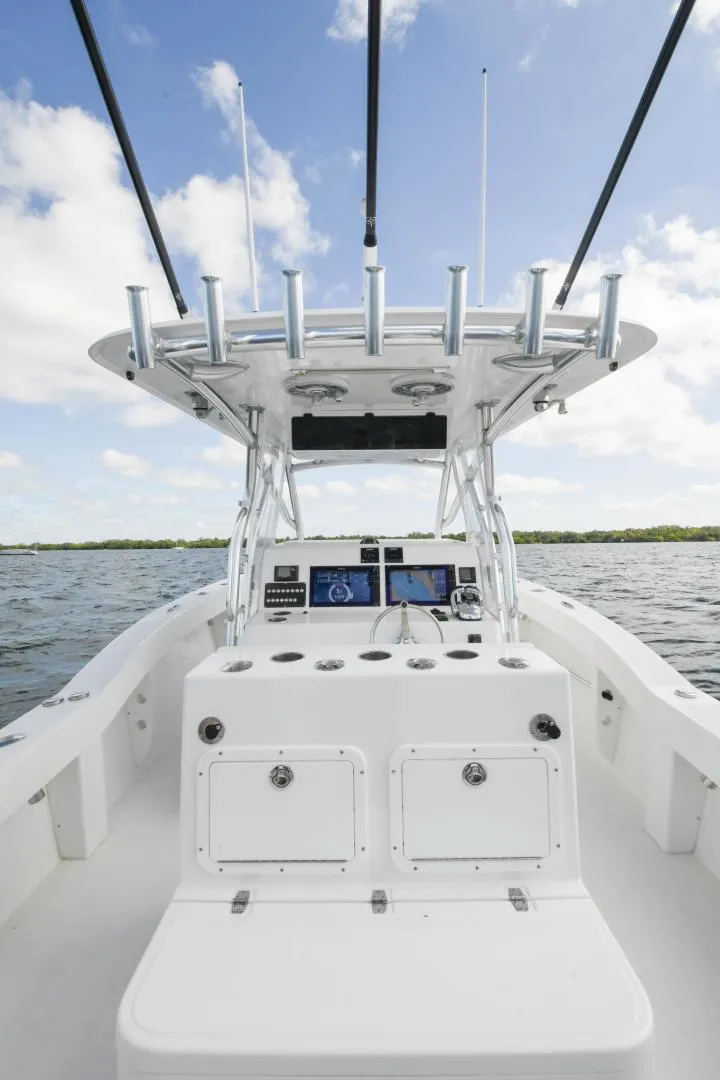 Slide: The Image of Ocean Master 336 Center Console 2019 - 9