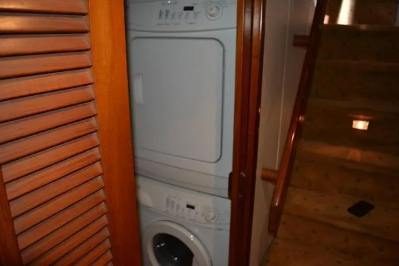 Slide: The Image of Viking Motor Yacht 1989 - 87