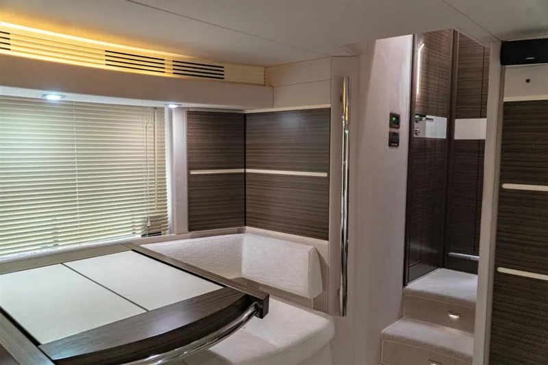 Slide: The Image of Azimut FLY54 2013 - 13