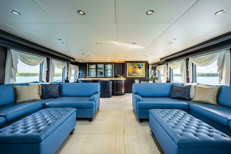 Slide: The Image of Christensen Tri-deck Motoryacht 1995 - 35