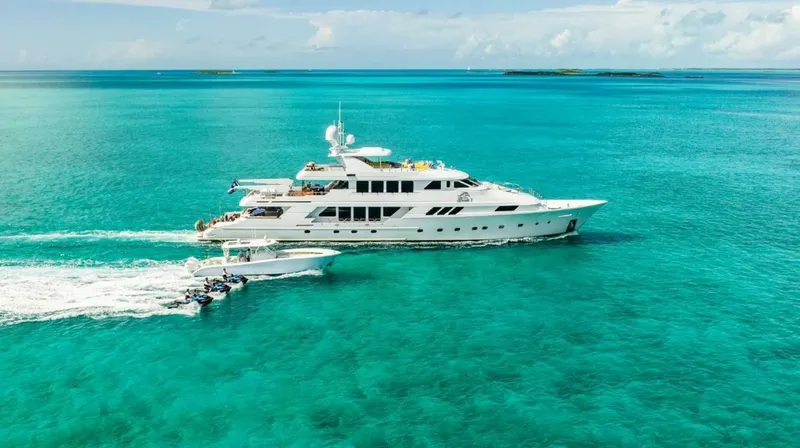 Slide: The Image of Christensen Tri-deck Motoryacht 1995 - 60