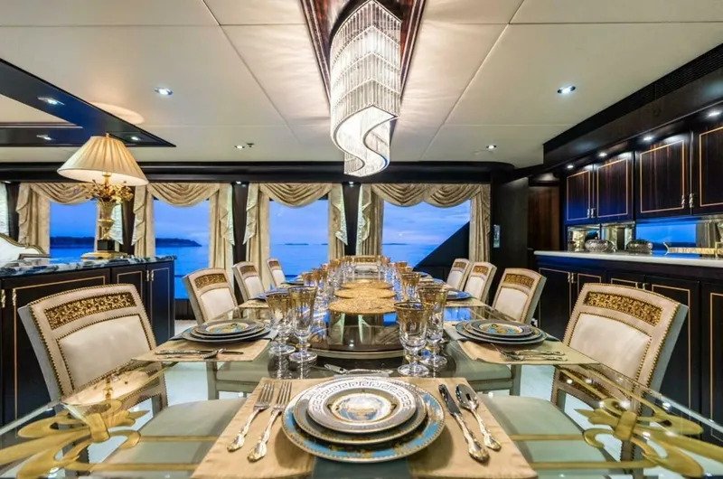 Slide: The Image of Christensen Tri-deck Motoryacht 1995 - 8