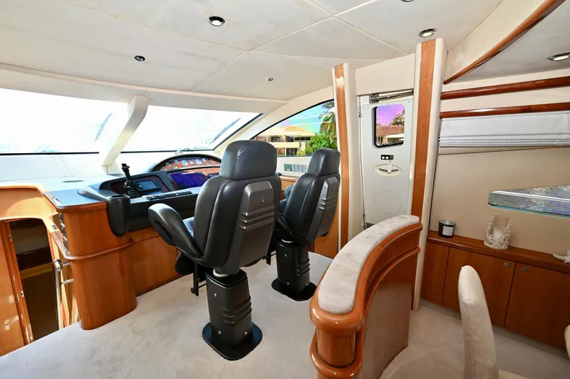 Slide: The Image of Sunseeker Yacht 2005 - 17