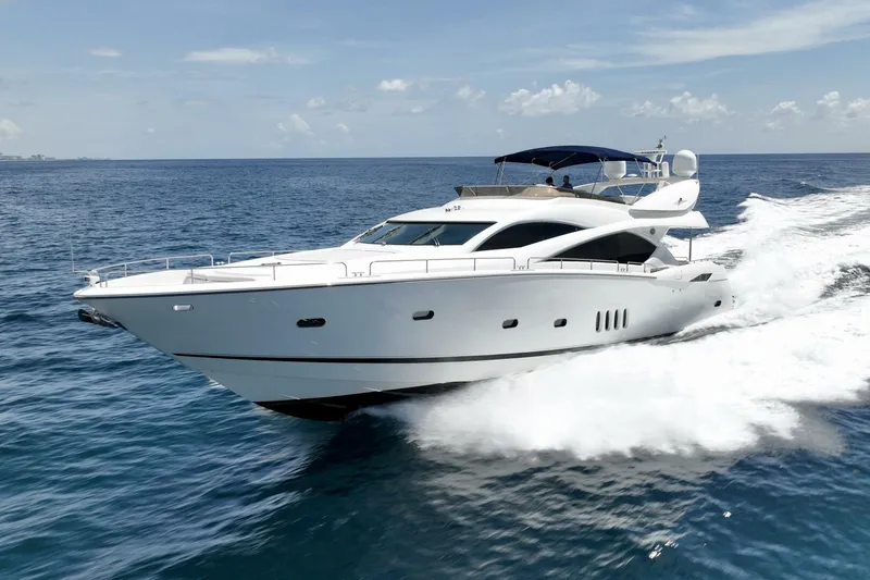 Slide: The Image of Sunseeker Yacht 2005 - 2