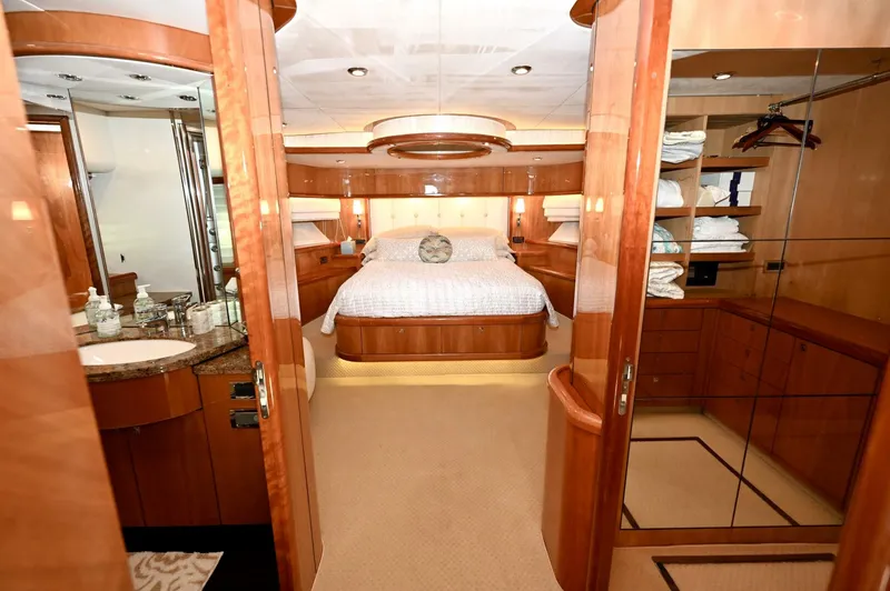 Slide: The Image of Sunseeker Yacht 2005 - 23