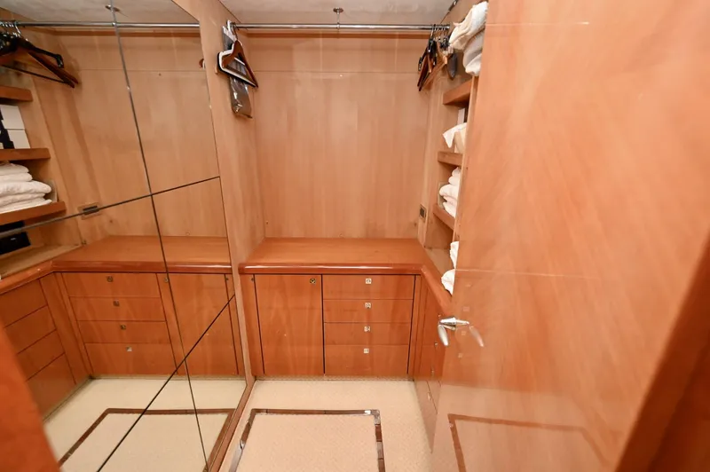 Slide: The Image of Sunseeker Yacht 2005 - 29