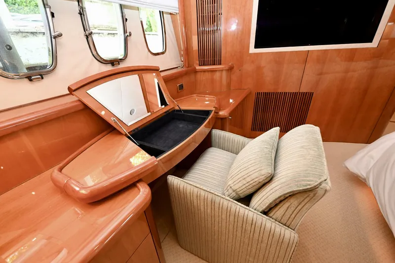 Slide: The Image of Sunseeker Yacht 2005 - 47