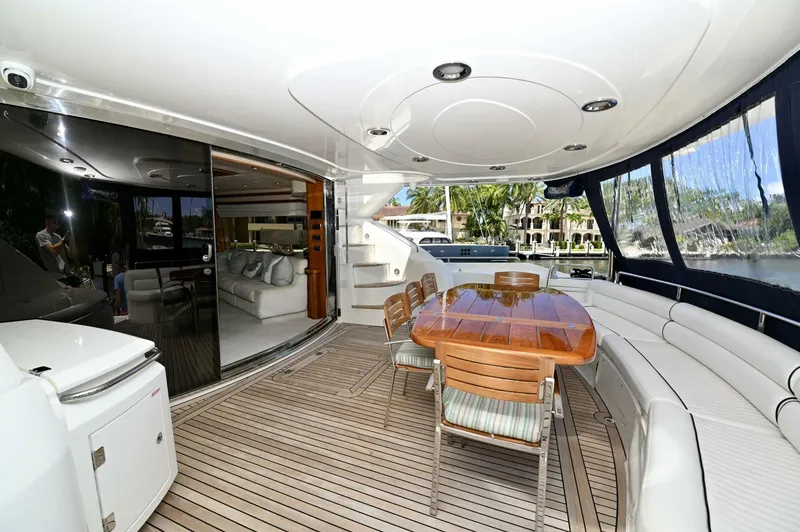 Slide: The Image of Sunseeker Yacht 2005 - 5