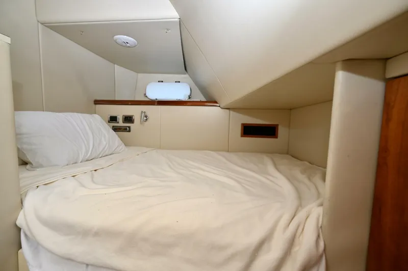 Slide: The Image of Sunseeker Yacht 2005 - 52