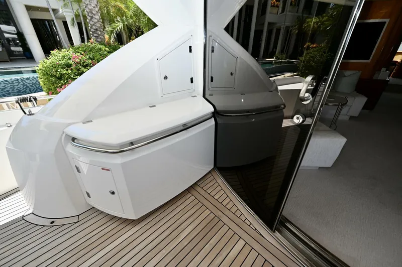 Slide: The Image of Sunseeker Yacht 2005 - 8