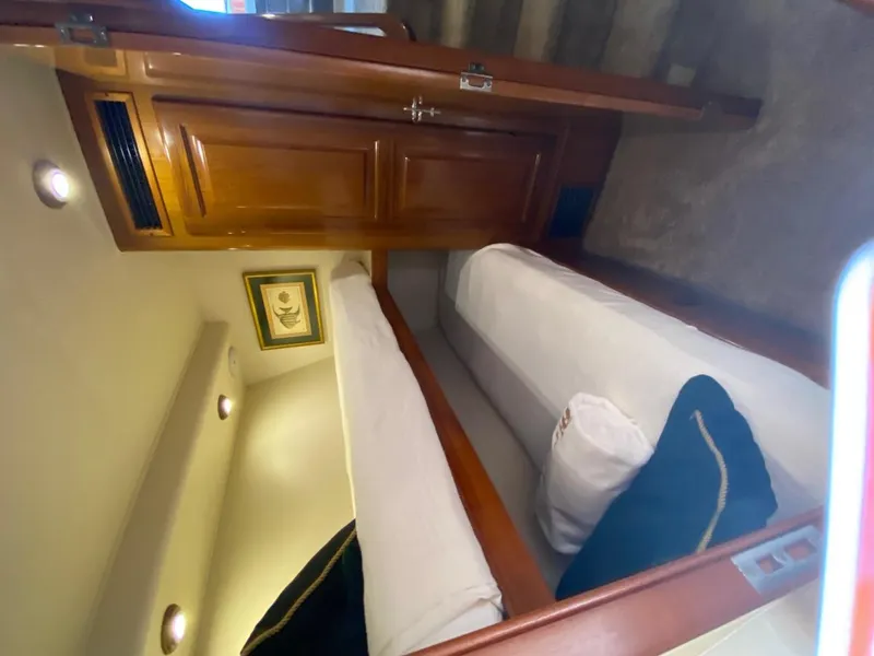 Slide: The Image of Viking 54 Sport Yacht 1998 - 13
