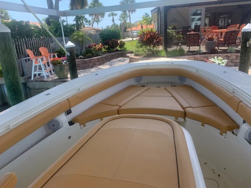 Slide: The Image of Scout 350 LXF 2014 - 7