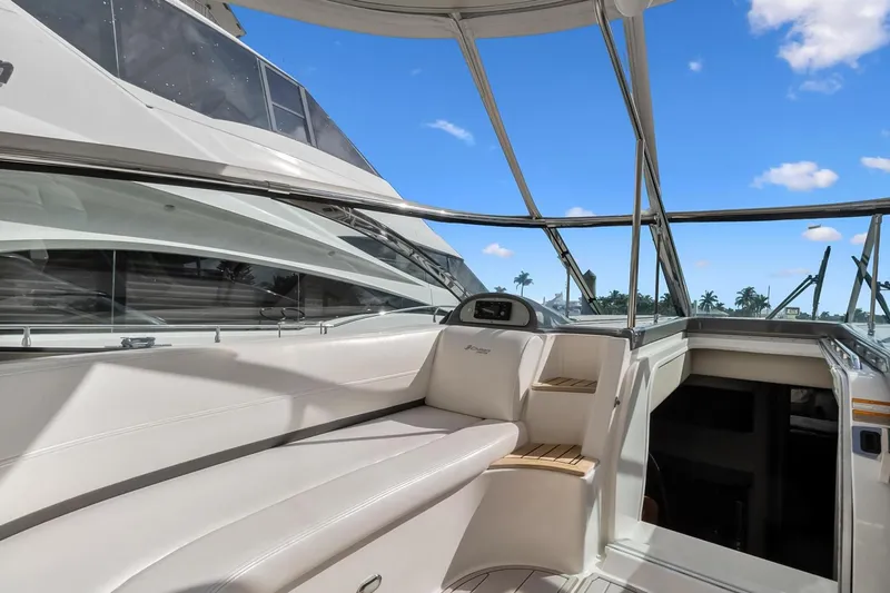 Slide: The Image of Cruisers Yachts 520 Express 2007 - 11