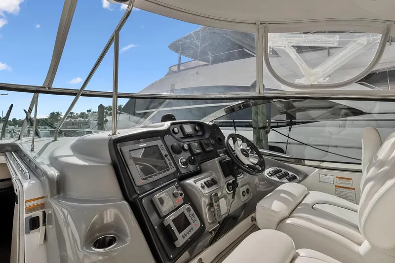 Slide: The Image of Cruisers Yachts 520 Express 2007 - 12