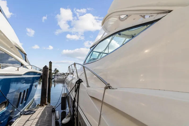 Slide: The Image of Cruisers Yachts 520 Express 2007 - 3