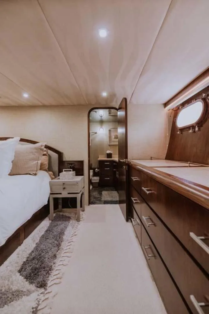 Slide: The Image of Broward Raised Pilothouse 1995 - 36