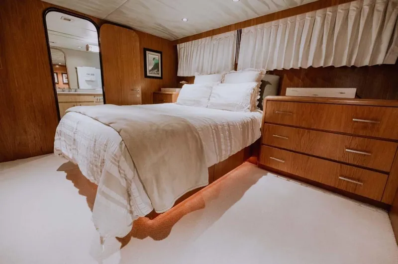 Slide: The Image of Broward Raised Pilothouse 1995 - 47