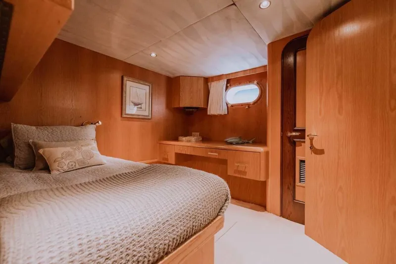 Slide: The Image of Broward Raised Pilothouse 1995 - 53