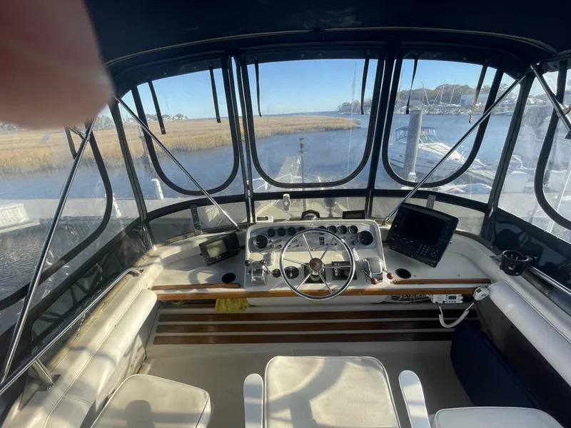 Slide: The Image of Mainship Nantucket 1988 - 11