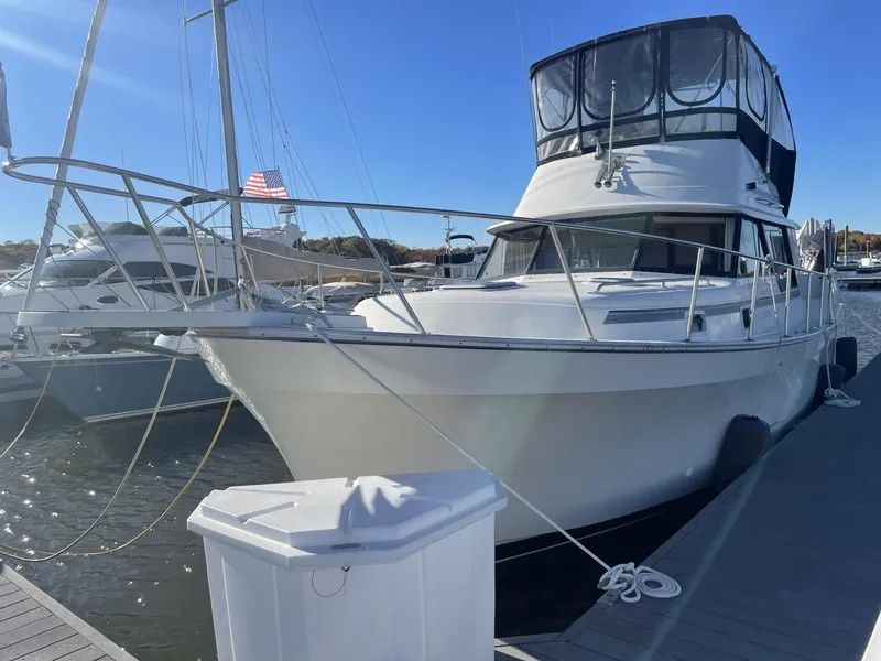 Slide: The Image of Mainship Nantucket 1988 - 3