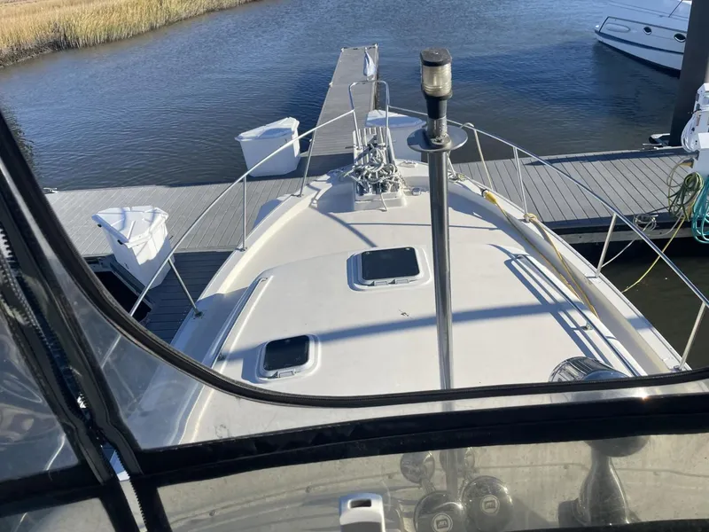 Slide: The Image of Mainship Nantucket 1988 - 4