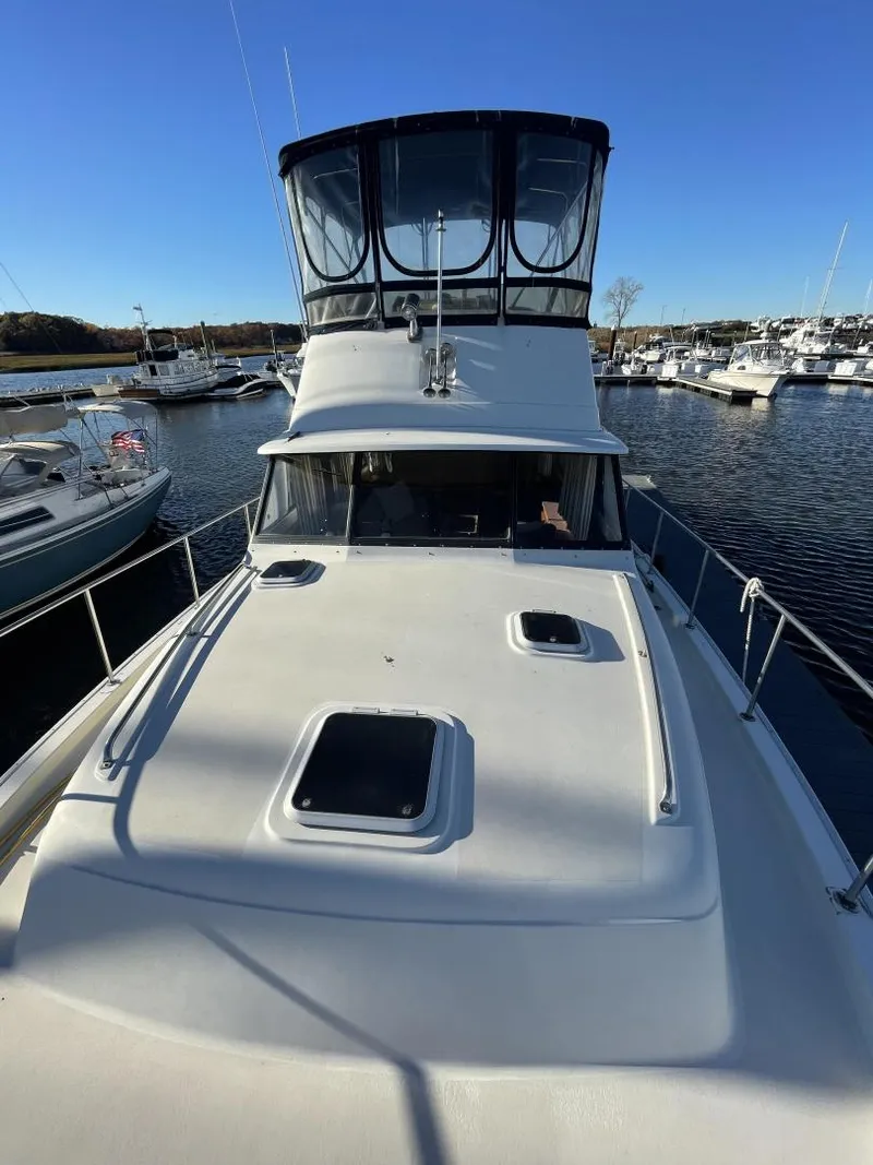 Slide: The Image of Mainship Nantucket 1988 - 6