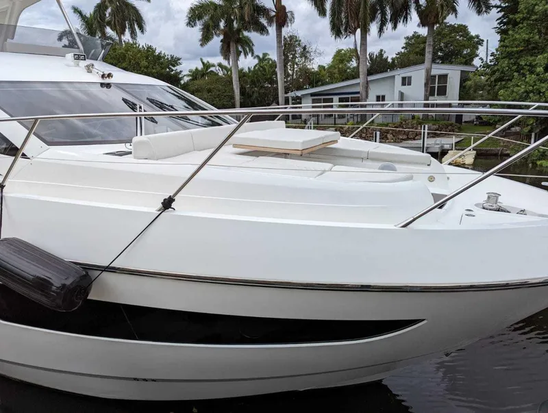 Slide: The Image of Sunseeker Manhattan 52 2018 - 2