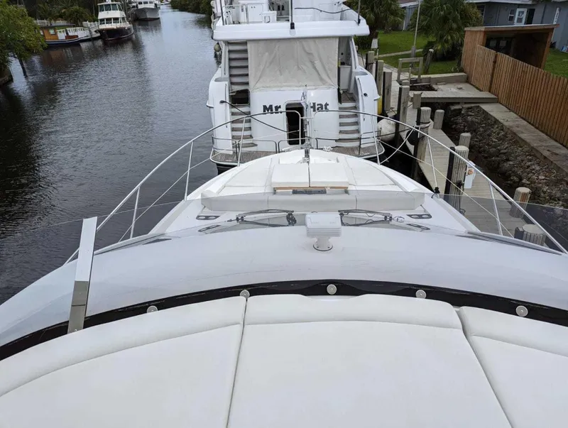Slide: The Image of Sunseeker Manhattan 52 2018 - 3