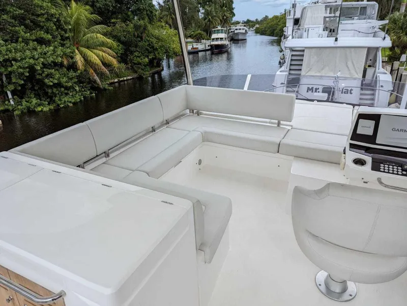 Slide: The Image of Sunseeker Manhattan 52 2018 - 7