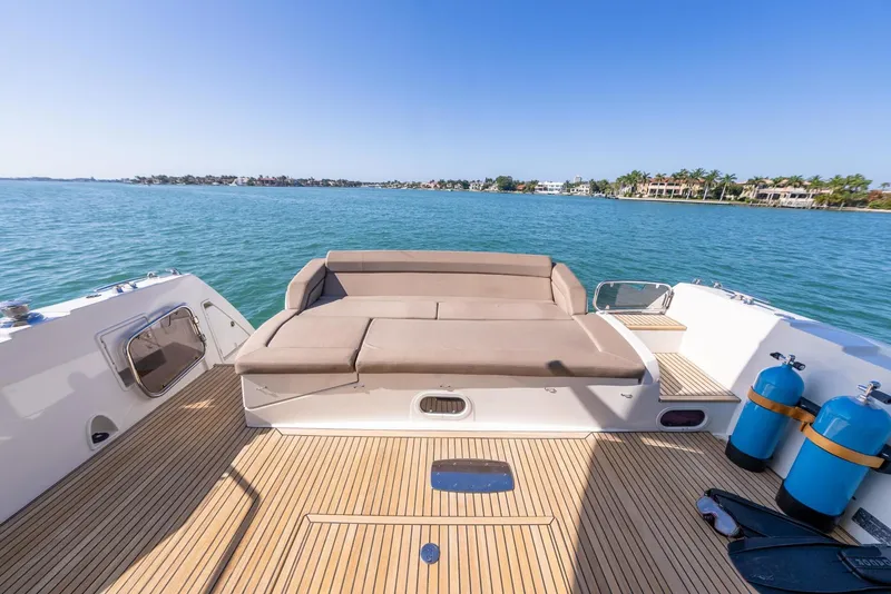 Slide: The Image of Prestige 550 S 2016 - 11