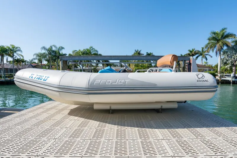 Slide: The Image of Prestige 550 S 2016 - 20