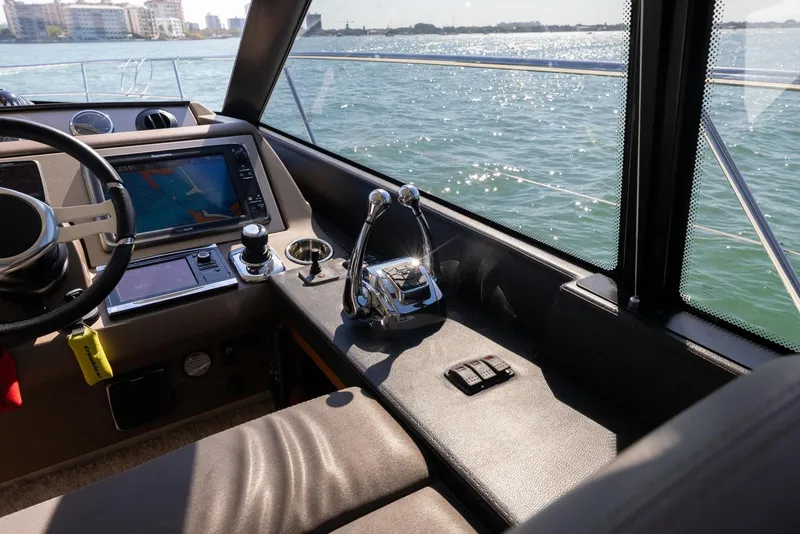 Slide: The Image of Prestige 550 S 2016 - 31