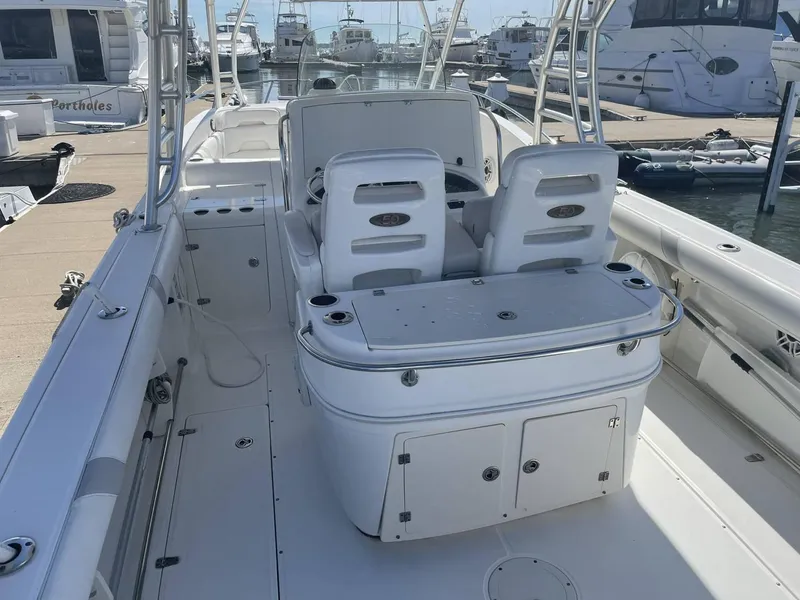 Slide: The Image of Boston Whaler 320 Outrage Cuddy Cabin 2008 - 24