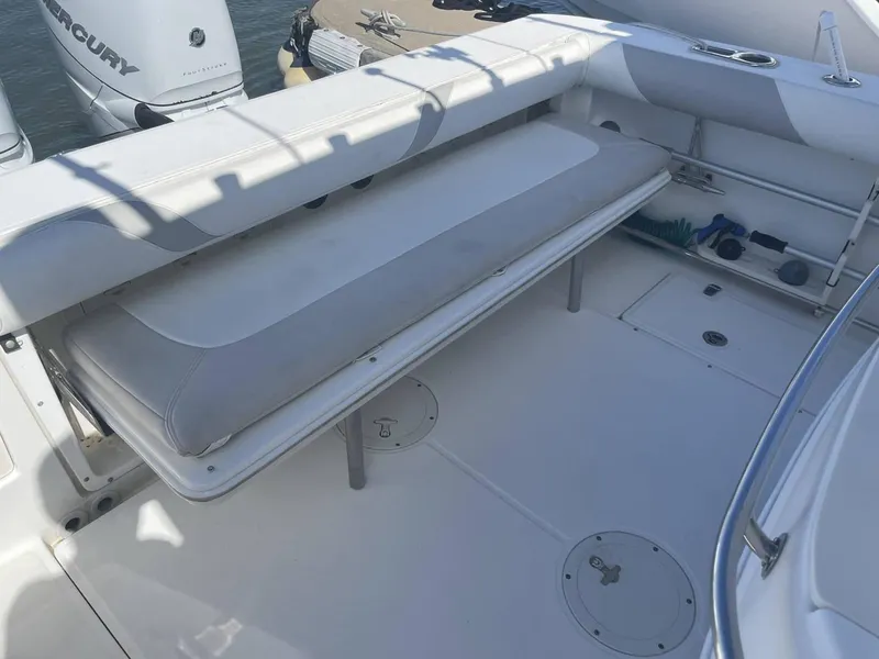 Slide: The Image of Boston Whaler 320 Outrage Cuddy Cabin 2008 - 28