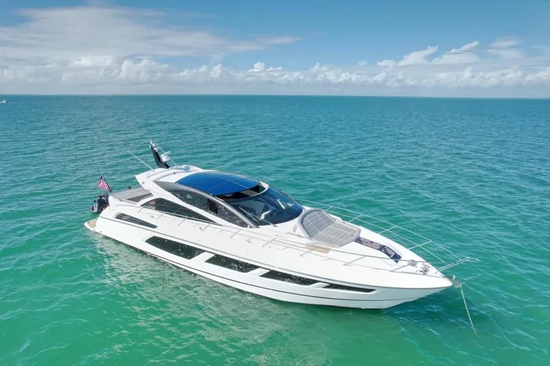 The Image of Sunseeker Predator 68 2018 - 0