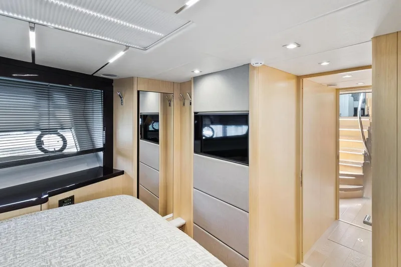 Slide: The Image of Sunseeker Predator 68 2018 - 40