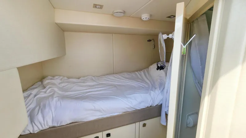 Slide: The Image of Sunseeker Predator 68 2018 - 41