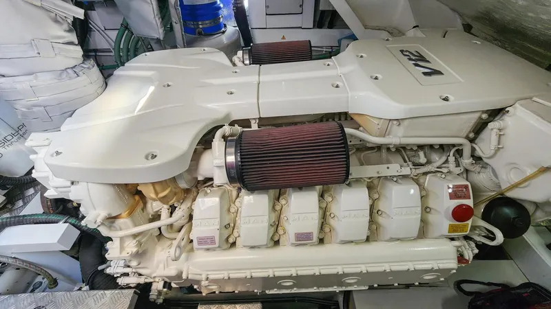 Slide: The Image of Sunseeker Predator 68 2018 - 49