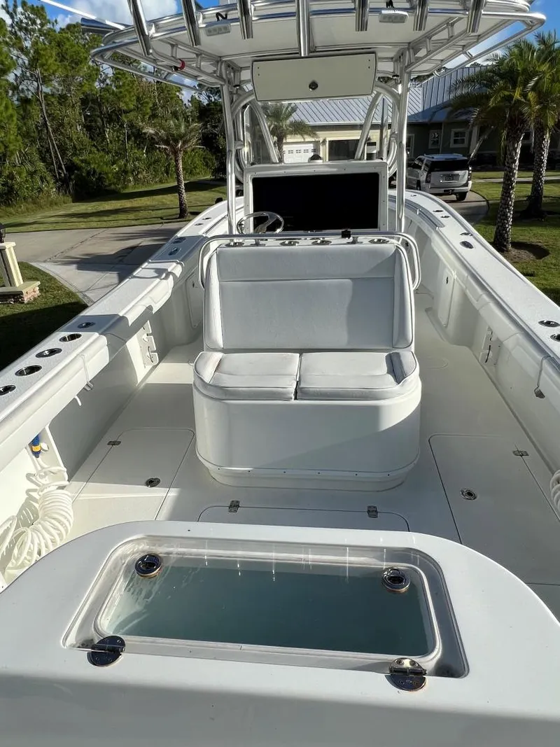 Slide: The Image of Yellowfin Center Console 2016 - 7