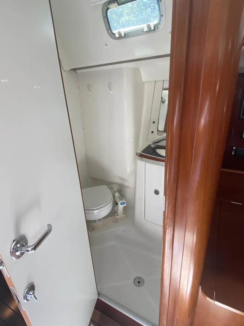 Slide: The Image of Beneteau 473 2004 - 45