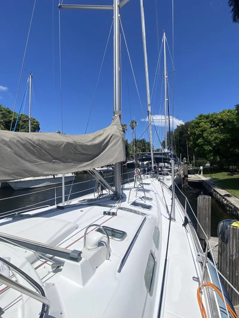 Slide: The Image of Beneteau 473 2004 - 58