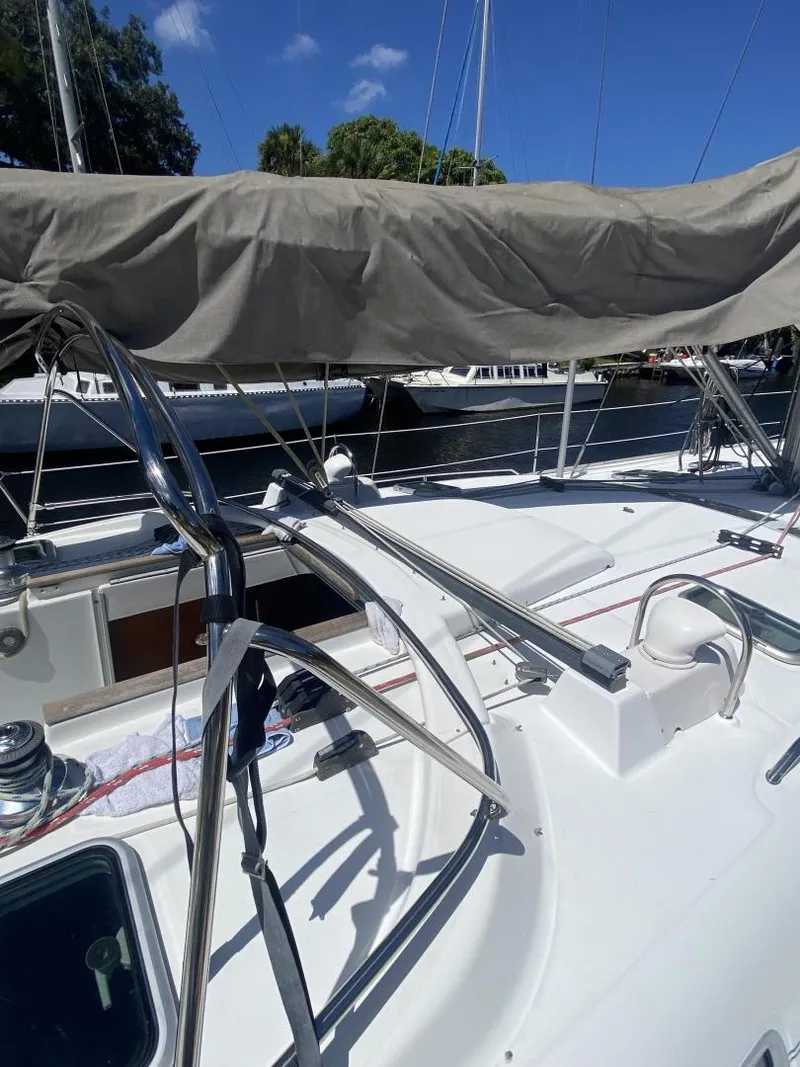Slide: The Image of Beneteau 473 2004 - 59