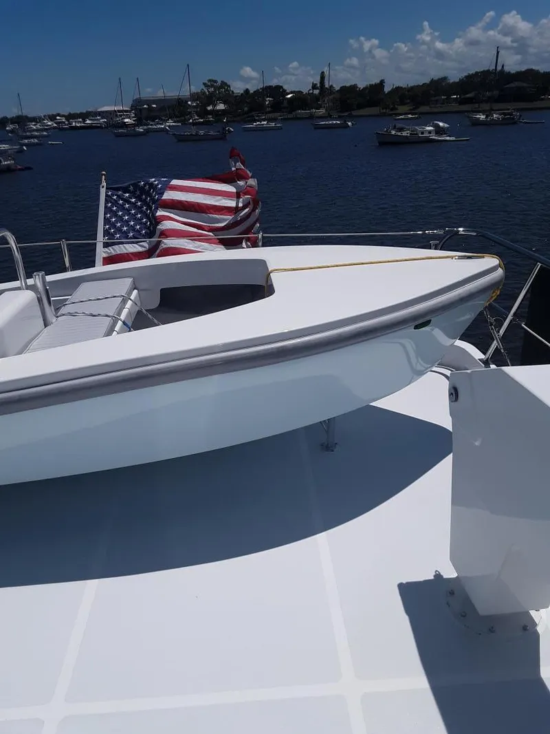 Slide: The Image of Ultra Lite Tenders ULT 380 2024 - 3