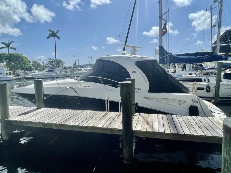 The Image of Sea Ray 40 Sundancer 2008 - 0
