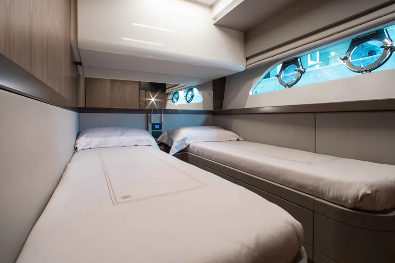 Slide: The Image of Ferretti 550 2022 - 25