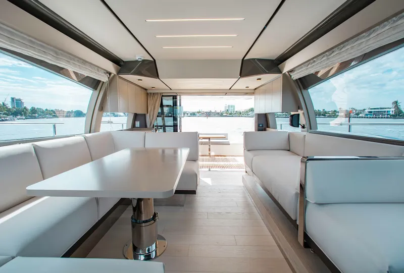 Slide: The Image of Ferretti 550 2022 - 7